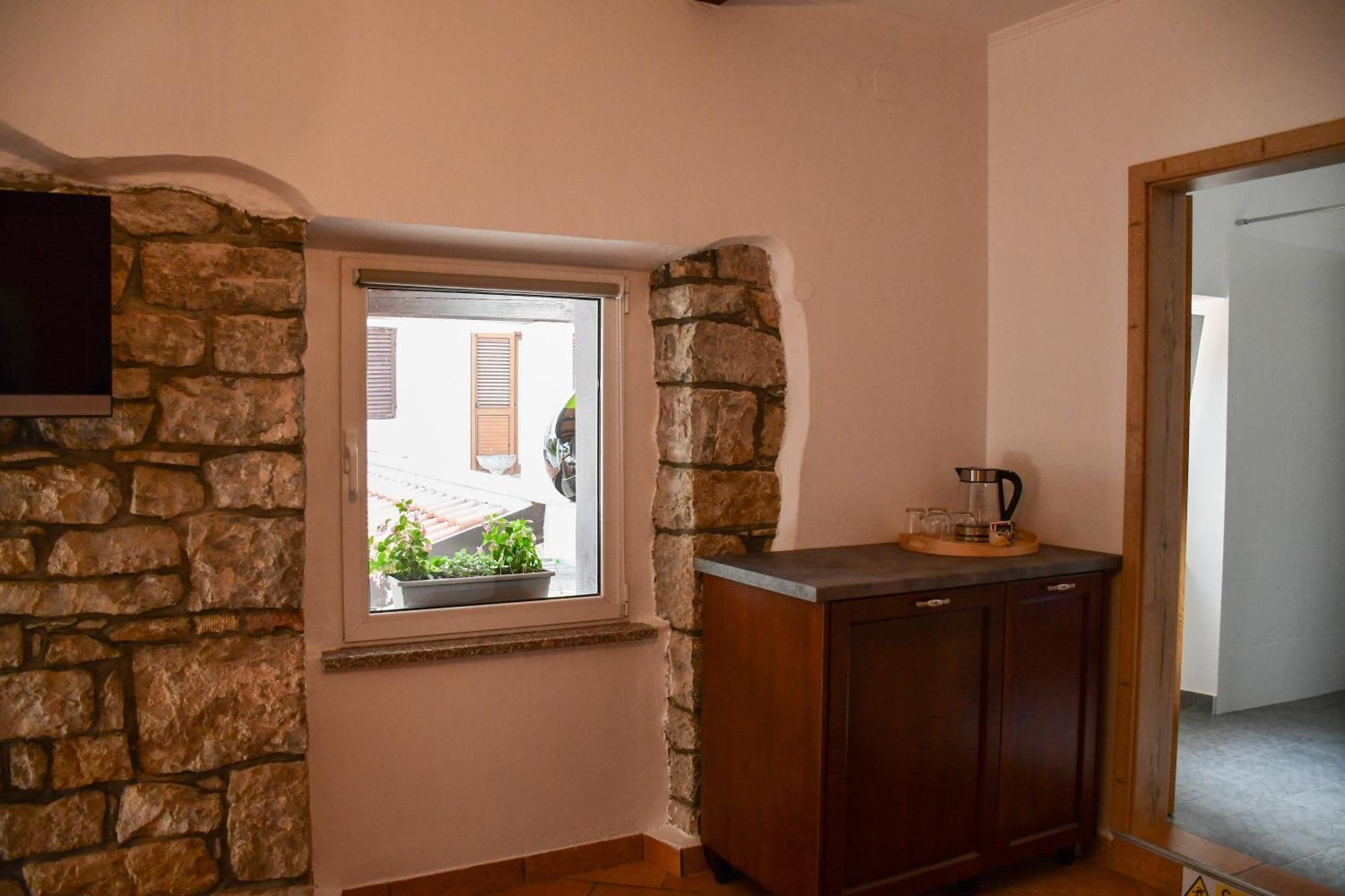 Razman Wine Rooms Gračišče Εξωτερικό φωτογραφία