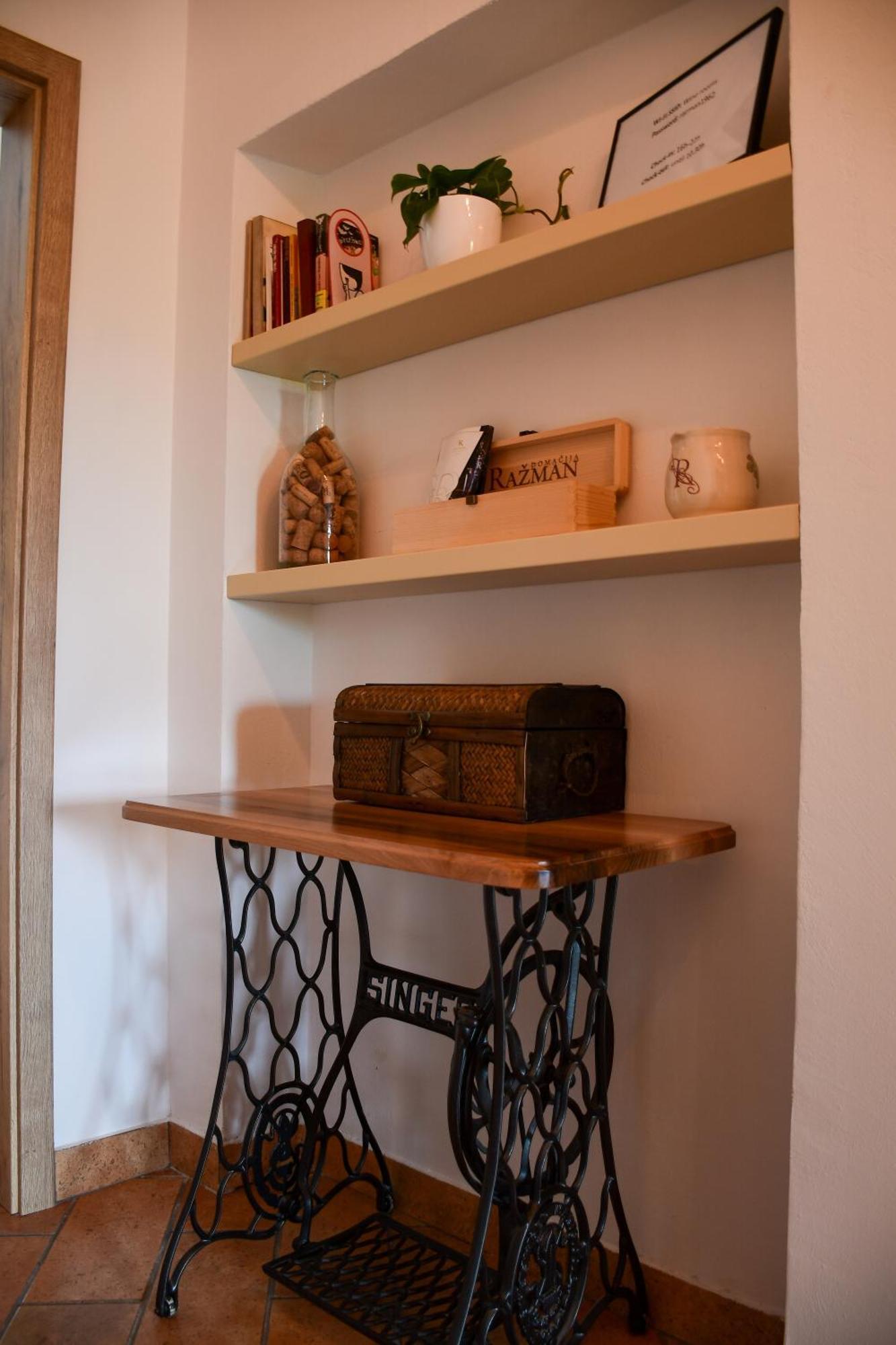 Razman Wine Rooms Gračišče Εξωτερικό φωτογραφία