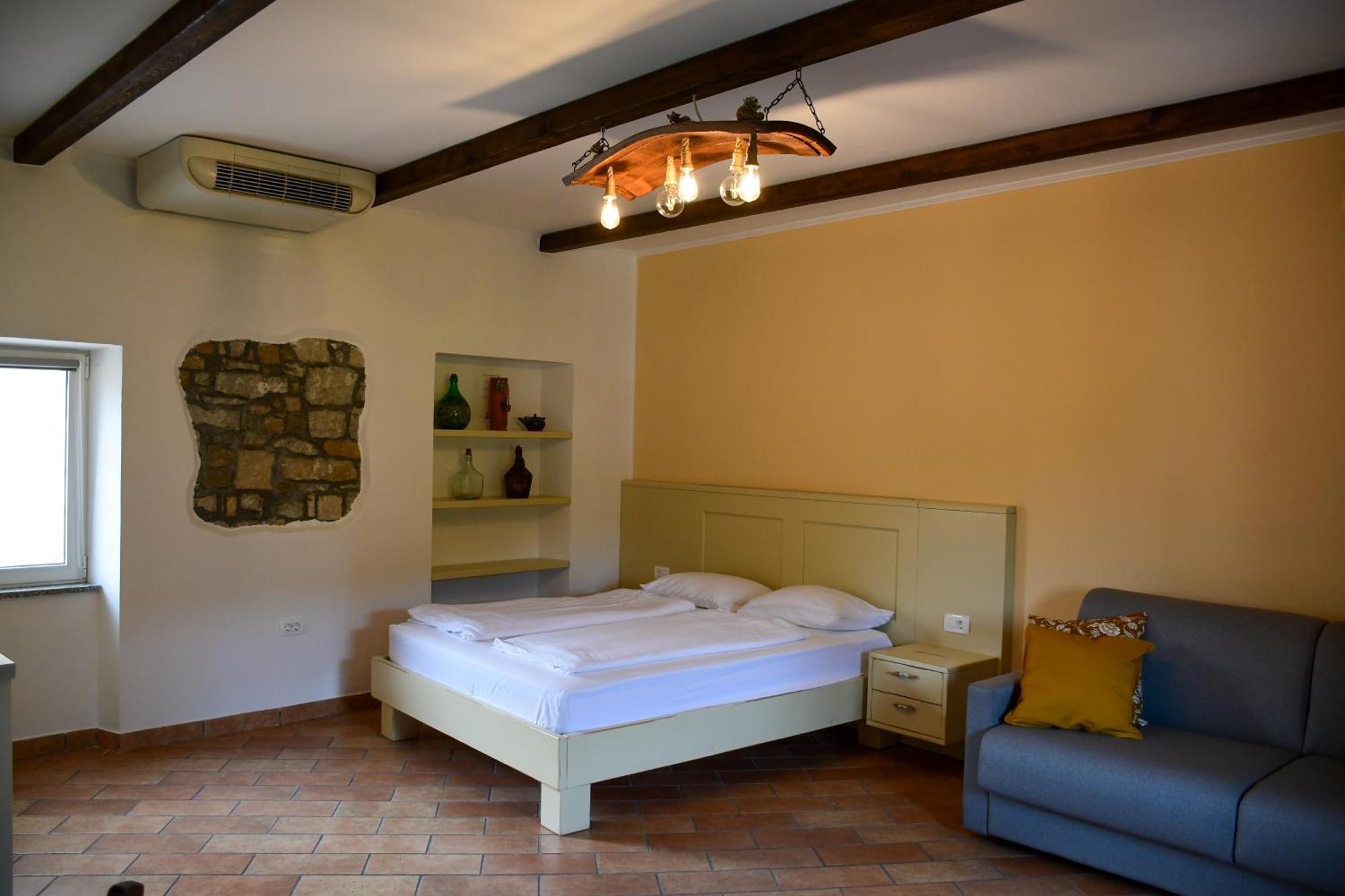 Razman Wine Rooms Gračišče Εξωτερικό φωτογραφία