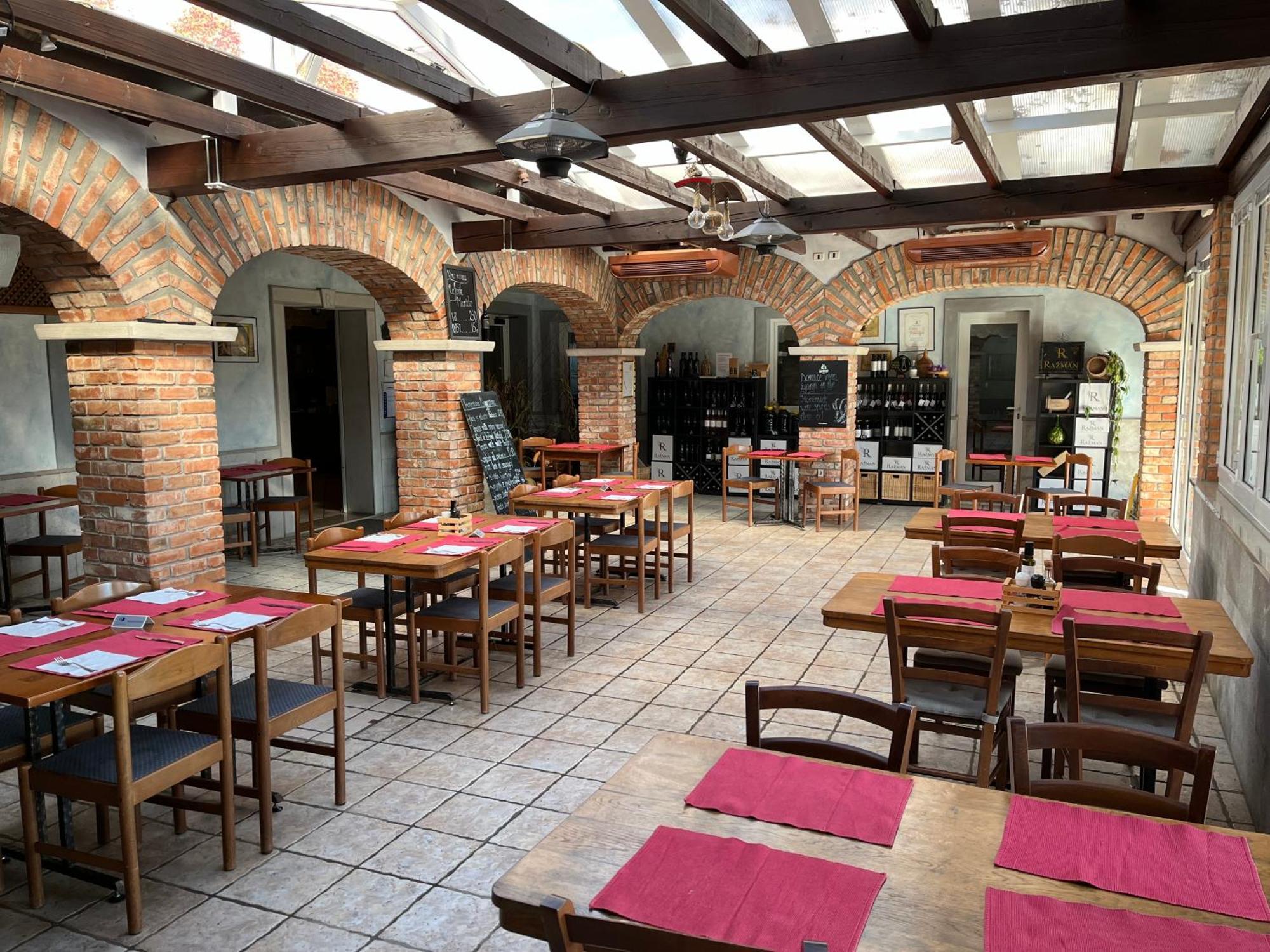 Razman Wine Rooms Gračišče Εξωτερικό φωτογραφία