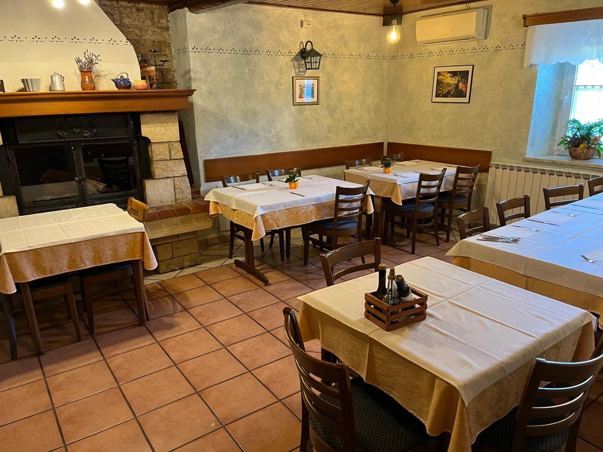Razman Wine Rooms Gračišče Εξωτερικό φωτογραφία